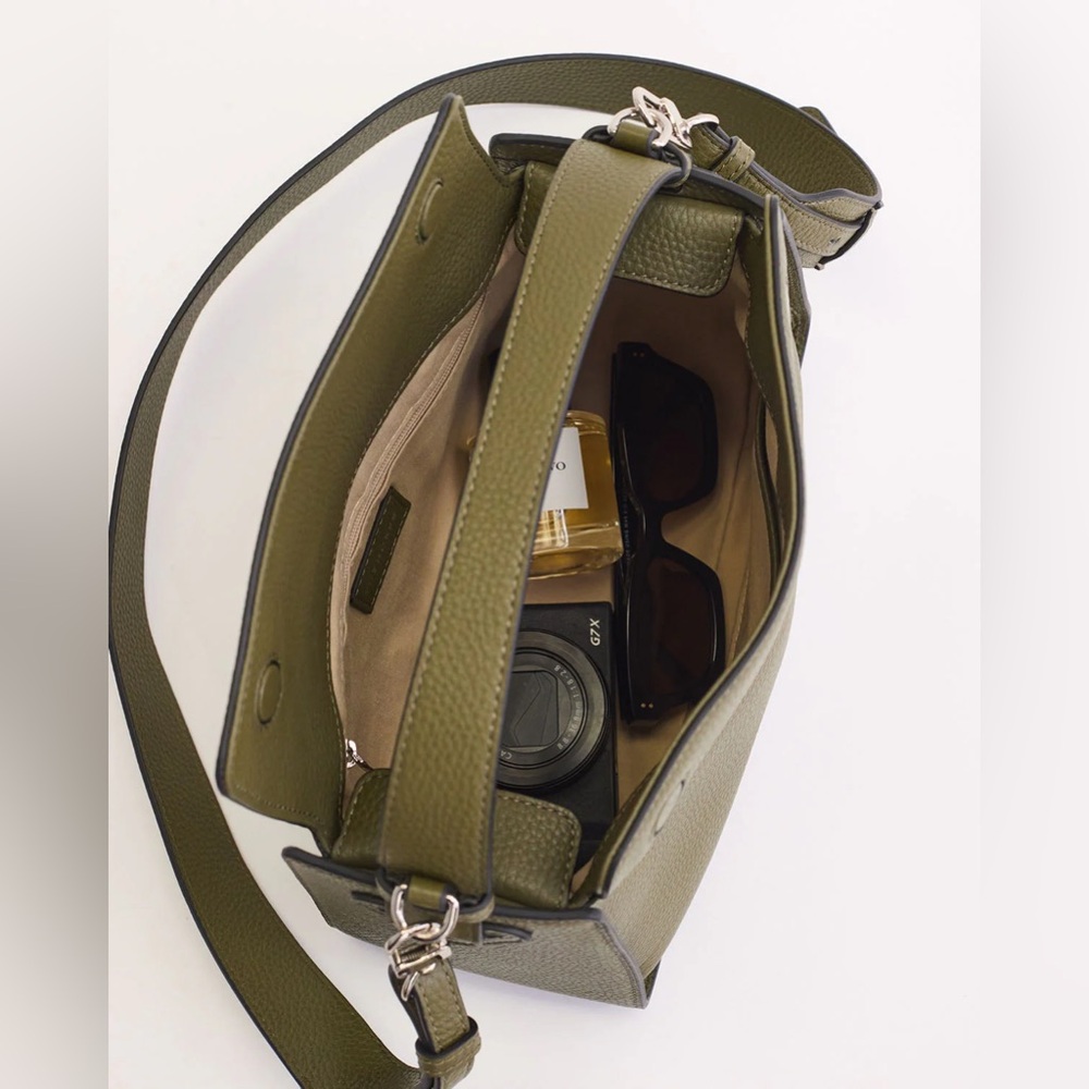 THEHORSE Clementine Bag NWOT in Olive Pebbled Leather - Picture 15 of 16